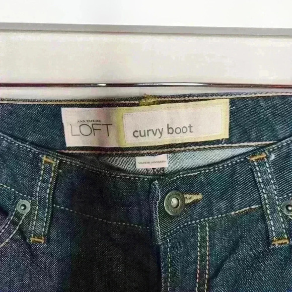 Ann Taylor LOFT medium wash curvy boot jeans size 4 - Picture 5 of 7